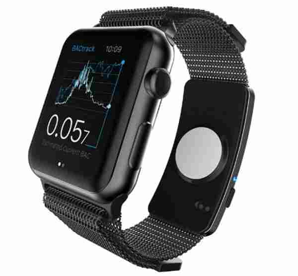 CES 2017：BACtrack公布内建酒精含量监控的Apple Watch表带