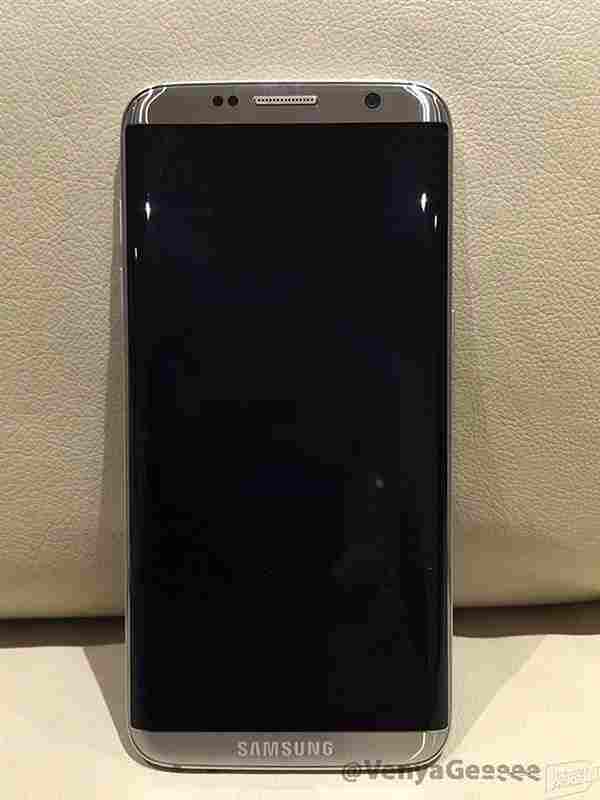 三星Galaxy S8真机曝光！取消实体键！