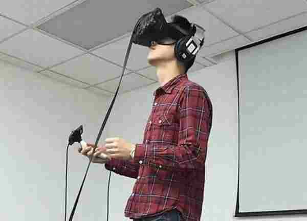 VR头显设备什么时候上市 VR头显设备需要什么配置