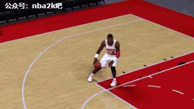 《NBA 2K19》如何单手持球虚晃上篮？