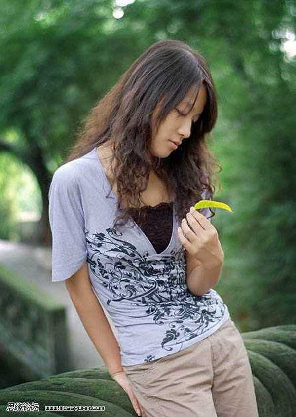 Photoshop调色教程:古典韵味的MM照片