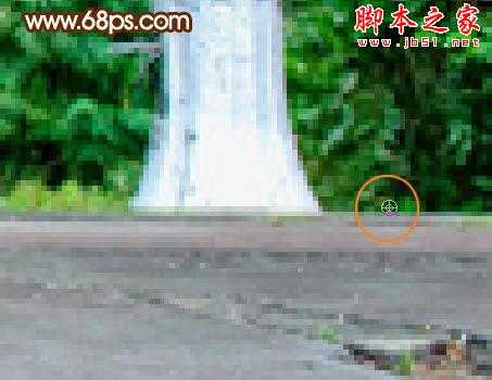 photoshop使用仿制图章工具精确消除人物背景部分的杂物