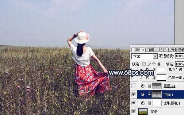 Photoshop为草原人物图片调制出高对比暗调青蓝色色调