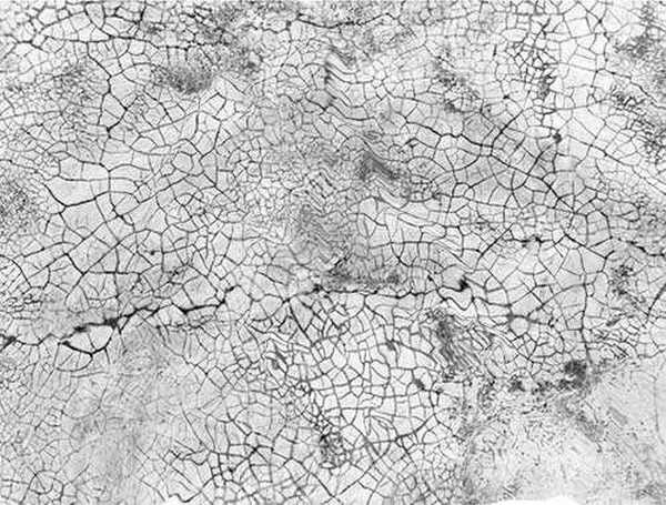 Photoshop怎么给人像合成燃烧的熔岩裂缝效果?