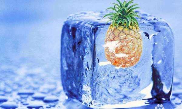 如何使用PS把水果合成到冰块中?